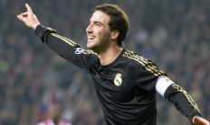 开云足球直播-米切尔的指挥棒，步行者如何在节奏之战中驯服国王