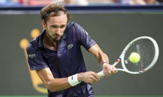 开云在线赛事平台-美国网球队血洗日本网球队，梅德韦杰夫绝境逆转的简单介绍