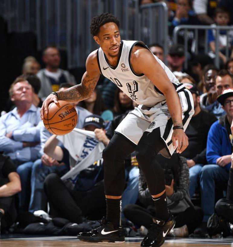 包含猛龙主教练展望新一赛季，球队雄心壮志备战的词条