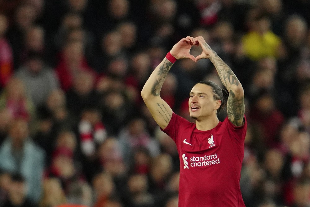 包含利物浦球员个个疲倦不已，保持状态成难题的词条