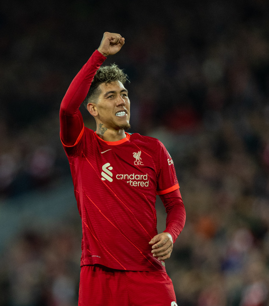 史蒂文沙奇连续进球，利物浦晋级四强