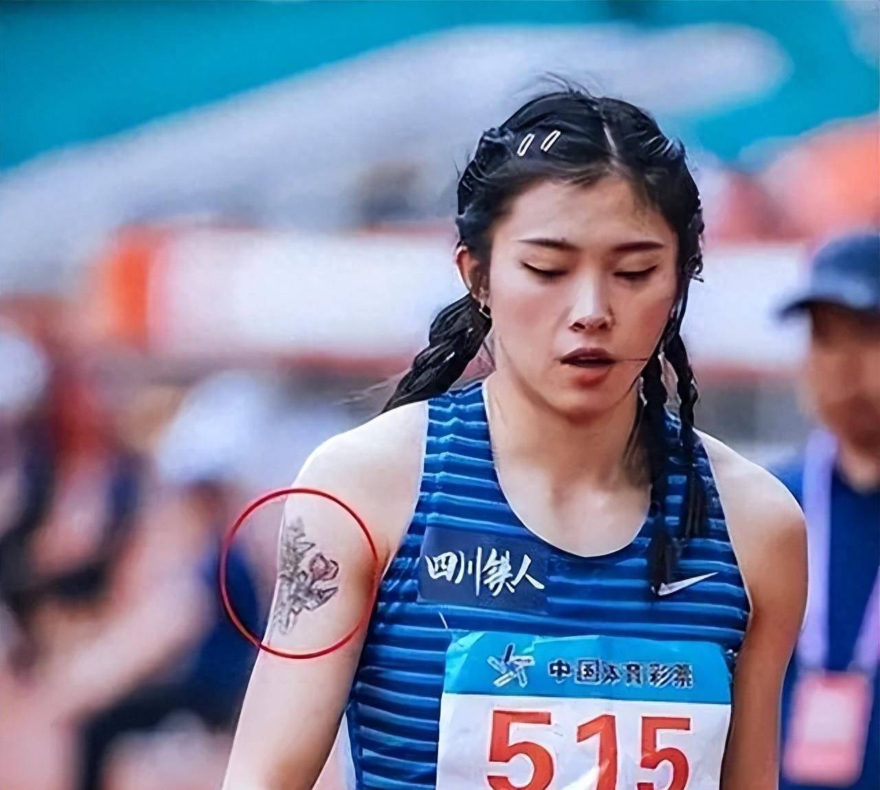 包含匙巴运动员实力过硬夺魁成功获金的词条